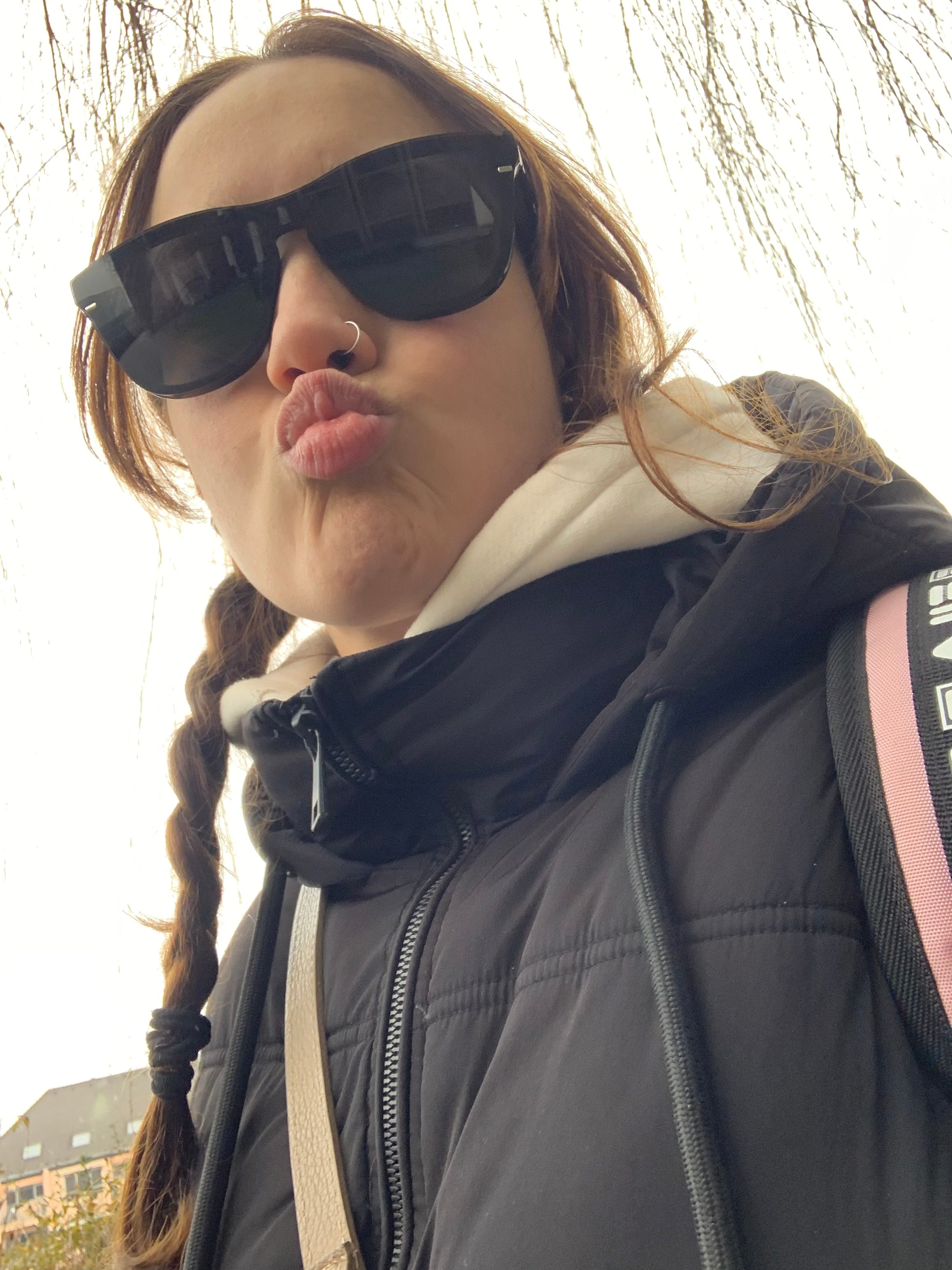 <em><strong>Elena S.</strong></em>